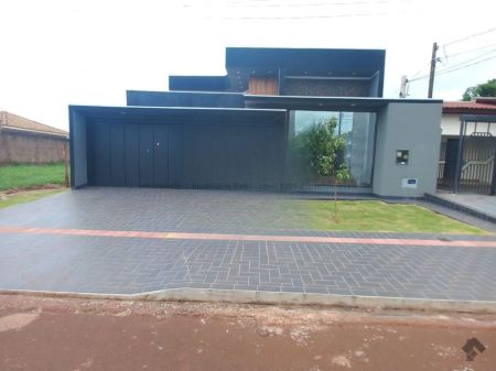 Casa-Térrea em Parque Alvorada