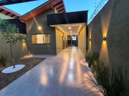 Casa-Térrea em Jardim Seminário
