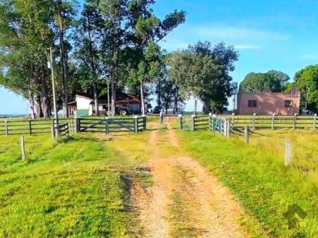 Fazenda em Zona Rural