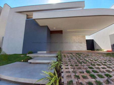 Casa-Térrea-Condomínio em Residencial Porto Madero