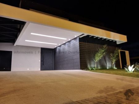 Casa-Térrea-Condomínio em Residencial Alphaville III