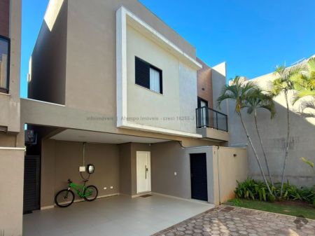 Sobrado-Condomínio em Vila do Polonês