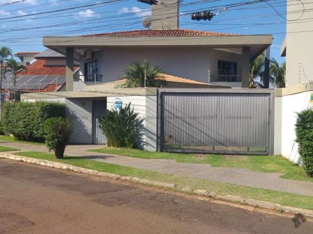 Sobrado em Vivendas do Bosque