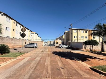Apartamento em Centenário