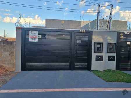 Casa-Térrea em Pioneiros
