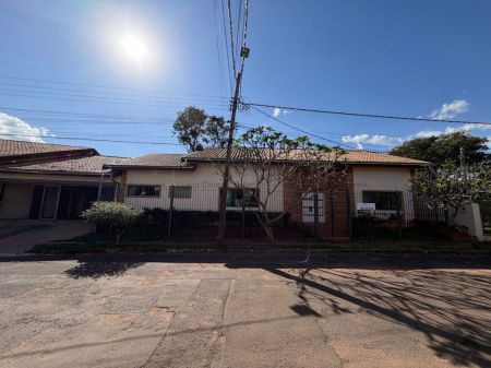 Casa-Térrea em Carandá