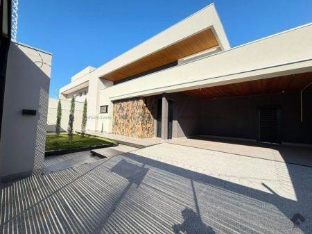 Casa-Térrea em Autonomista