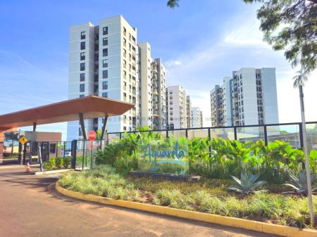 Apartamento em Vivendas do Parque