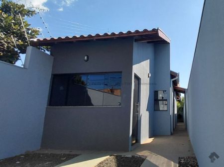 Casa-Térrea em Nova Campo Grande