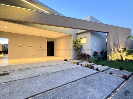 Casa-Térrea em Carandá