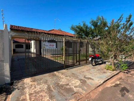 Casa-Térrea em Coronel Antonino