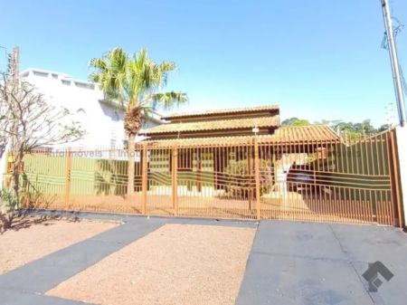 Casa-Térrea em Parque das Nações II
