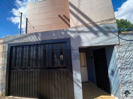 Casa-Térrea em Vila N. Sra. das Graças