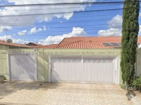 Casa-Térrea em Jardim Autonomista