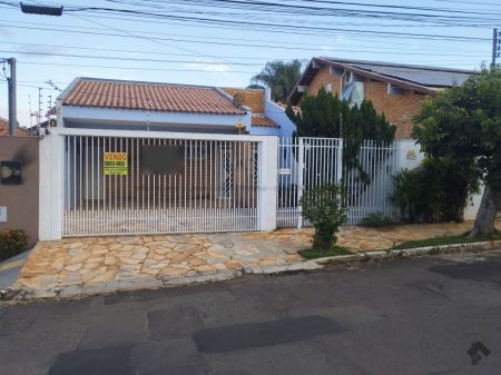 Casa-Térrea em Giocondo Orsi
