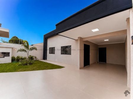 Casa-Térrea em Jardim Panamá