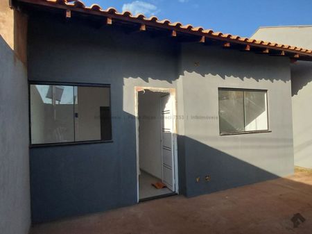 Casa-Térrea em Nova Campo Grande
