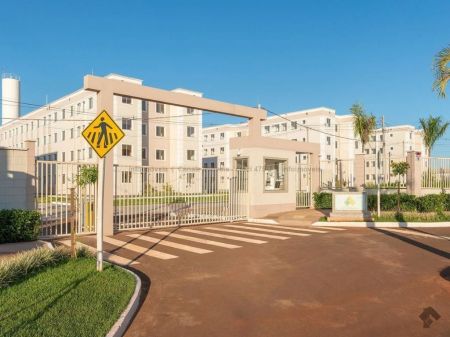 Apartamento em Pioneiros
