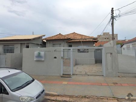 Casa Comercial em Vila Glória