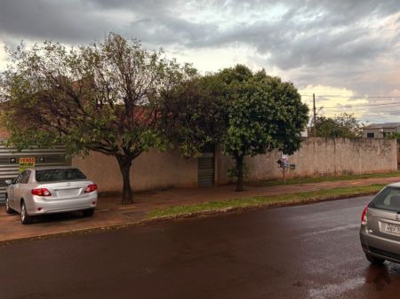 Casa-Térrea em Pioneiros