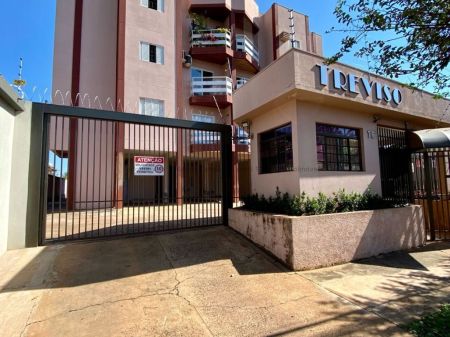 Apartamento em Vila Bandeirante
