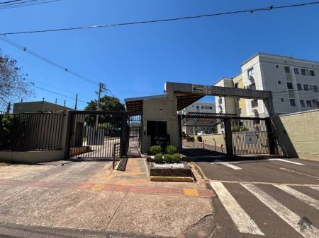 Apartamento em Pioneiros