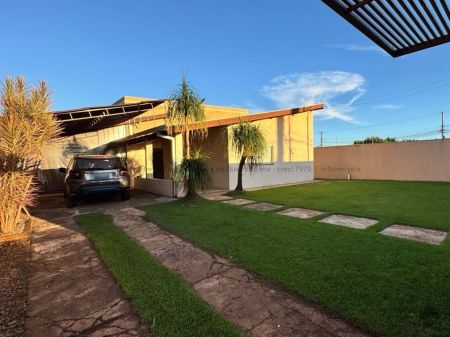 Casa-Térrea em Nova Campo Grande