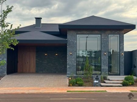 Casa-Térrea-Condomínio em Ecoville