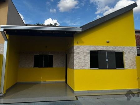 Casa-Térrea-Condomínio em Jardim Antartica