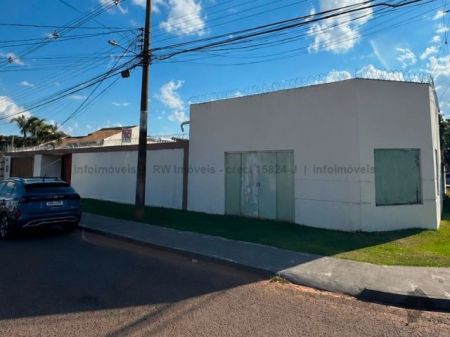 Casa Comercial em Monte Castelo