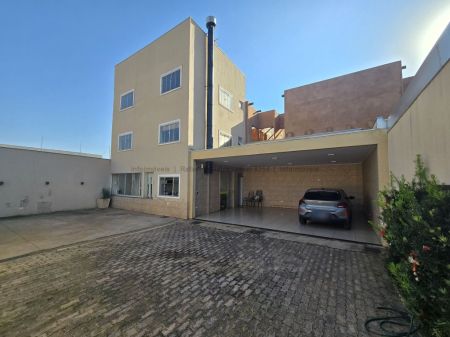 Sobrado em Vila Carvalho