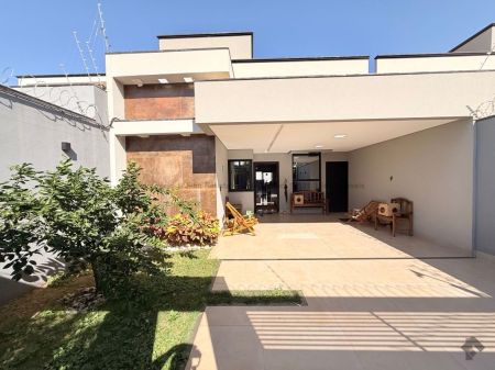 Casa-Térrea em Rita Vieira