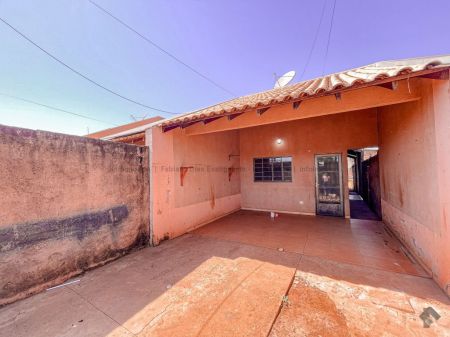 Casa-Térrea em Nova Campo Grande