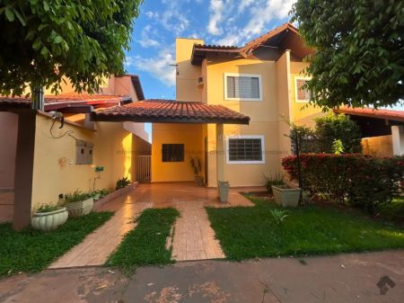 Casa-Térrea-Condomínio em Coophafé