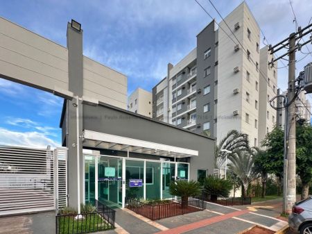Apartamento em Flamboyant