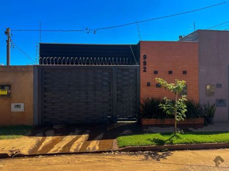 Casa-Térrea em Nova Campo Grande