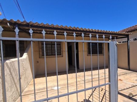 Casa-Térrea em Jardim Leblon