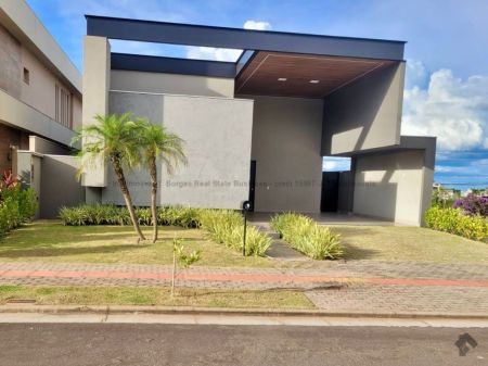 Casa-Térrea-Condomínio em Residencial Alphaville II