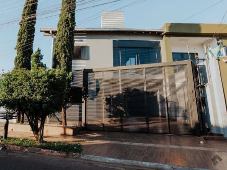 Casa-Térrea em Carandá