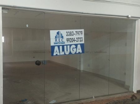 Sala / Salão / Loja em Centro