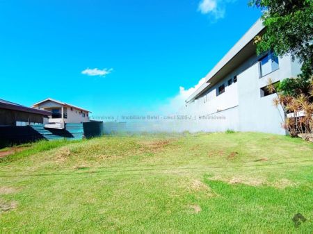 Terreno-Condomínio em Residencial Porto Madero