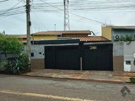 Casa-Térrea em Jardim Seminário