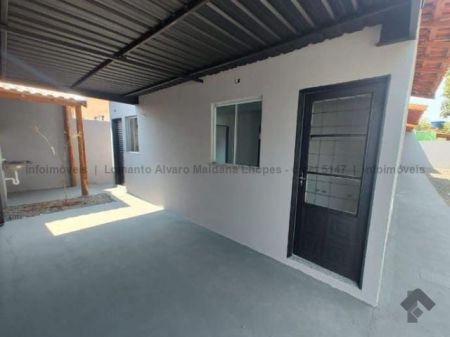 Casa-Térrea-Condomínio em Coophatrabalho