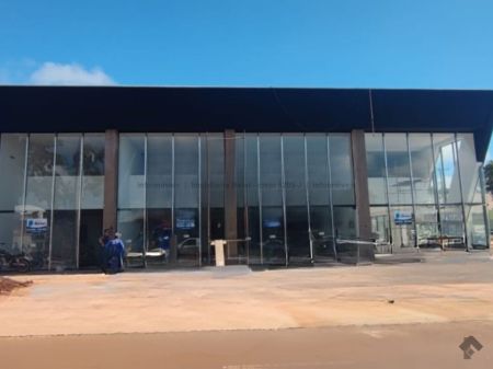 Sala / Salão / Loja em Centro
