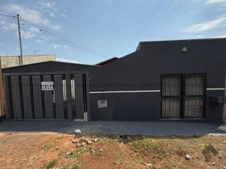 Casa Comercial em Jardim Centro Oeste