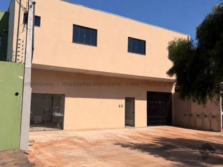 Sala / Salão / Loja em Jardim Santo André