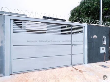 Casa-Térrea em Nova Campo Grande