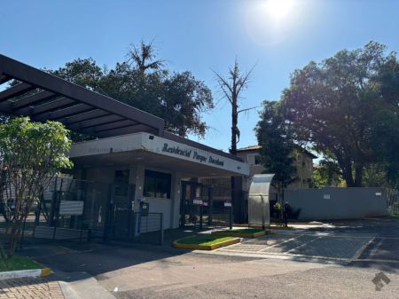 Apartamento em Carandá Bosque I