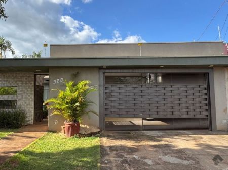 Casa-Térrea em Parque Alvorada