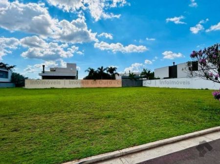 Terreno-Condomínio em Residencial Alphaville II